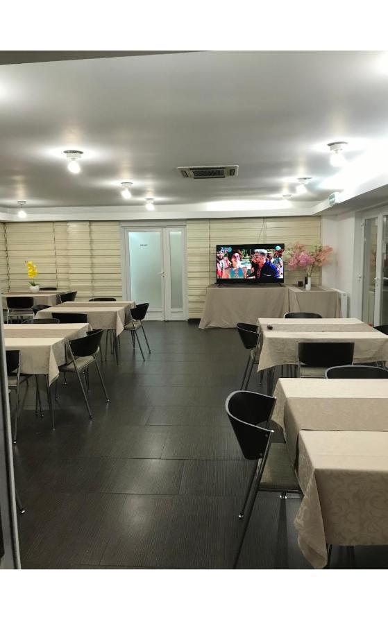Hotel Vandia Τιμισοάρα Εξωτερικό φωτογραφία