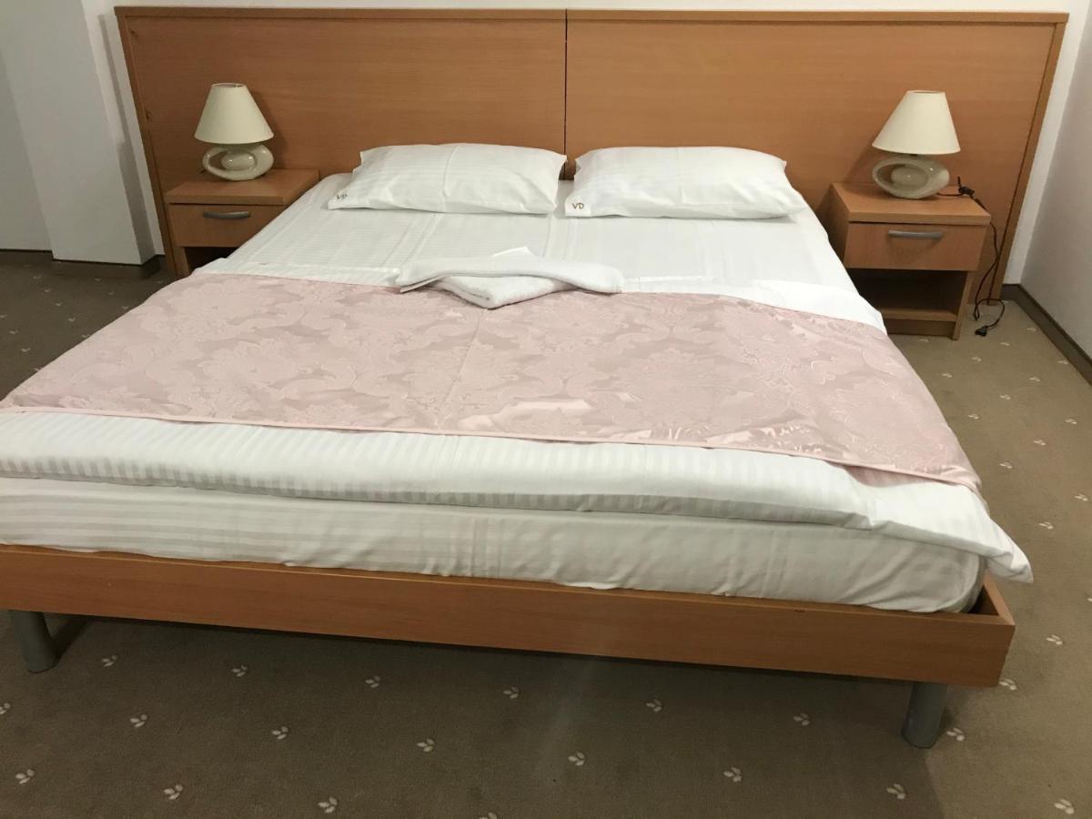 Hotel Vandia Τιμισοάρα Εξωτερικό φωτογραφία